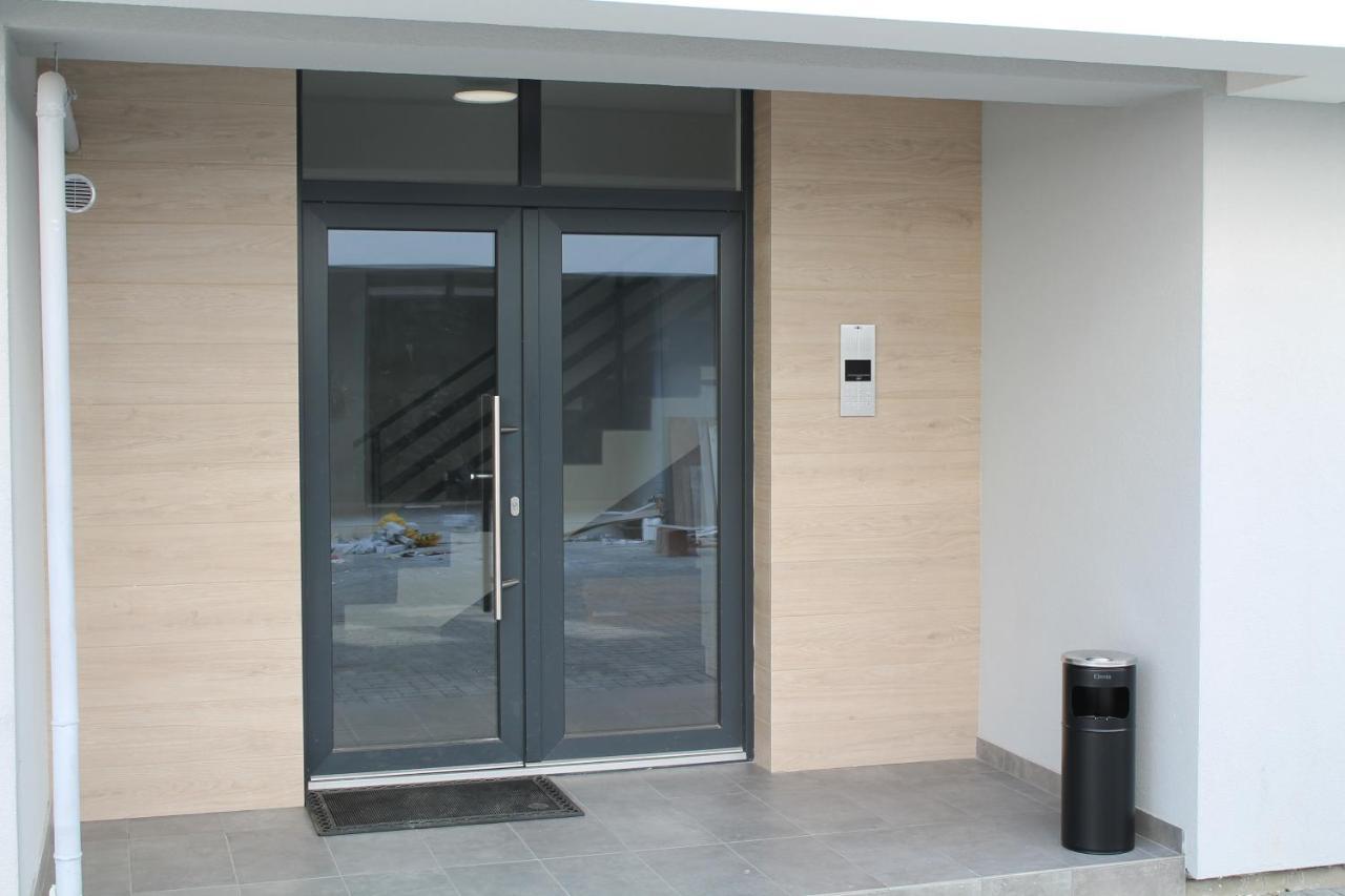 Visaj Homes Giroc Ngoại thất bức ảnh