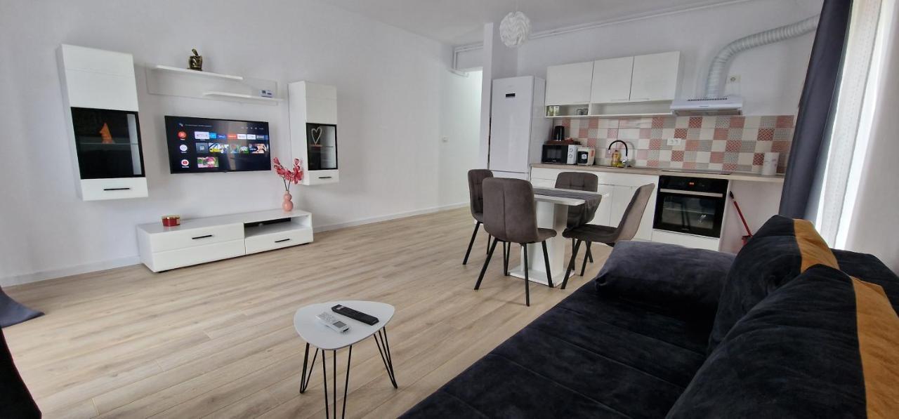Visaj Homes Giroc Ngoại thất bức ảnh